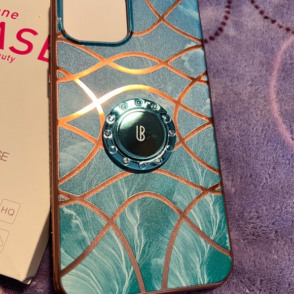 iPhone 12/13 Pro Max case - Picture 3 of 3